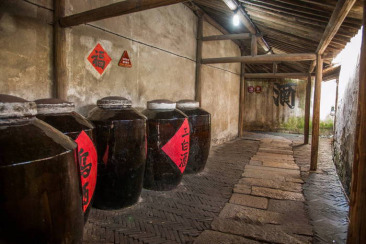 高端白酒囤积潮 引发川酒出口量减价升